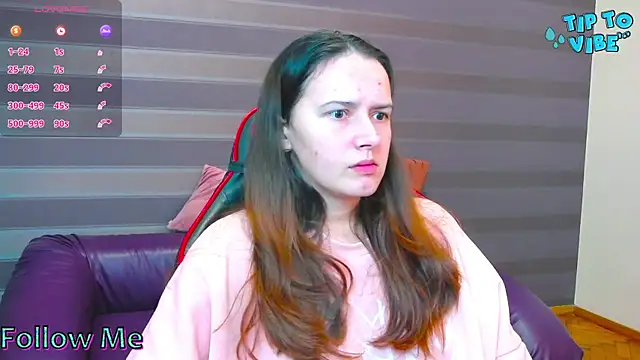 iris nikhols online show from September 25, 2025, 10:57 pm