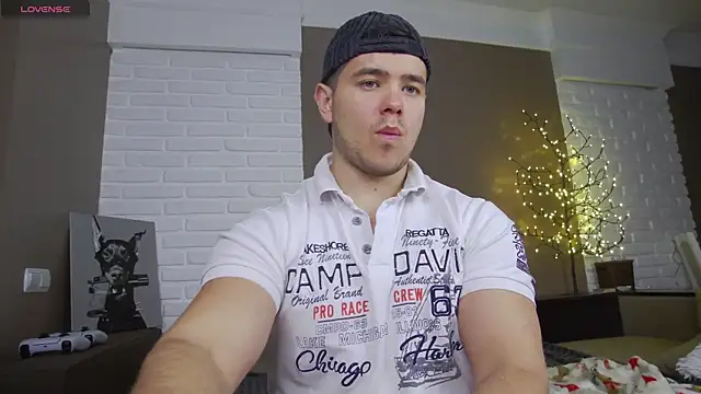 Arilas  online show from December 20, 2024, 7:33 am