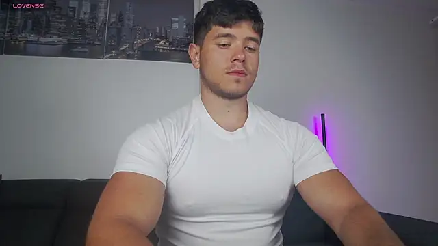 Arilas  online show from December 18, 2025, 7:25 am