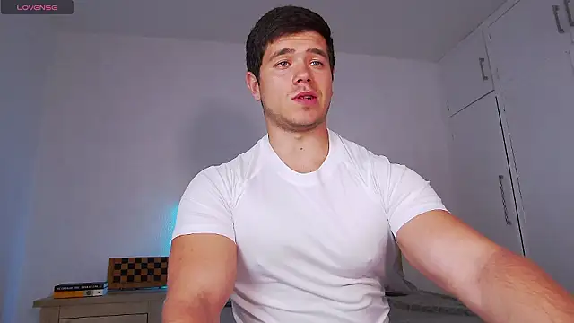 Arilas  online show from March 20, 2026, 7:46 am