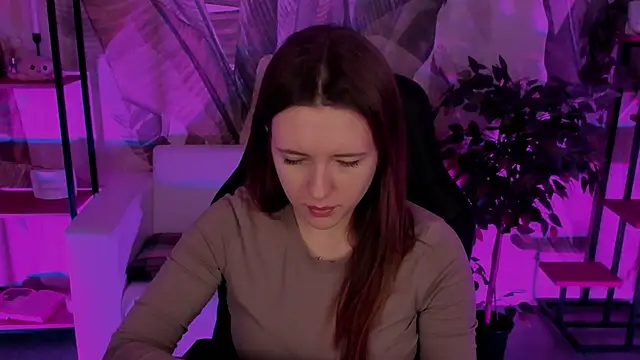 Snapshot of JennyDens chatting on December 12, 2024, 5:42 am JennyDens online show from December 12, 2024, 5:42 am