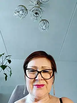 Fire Night online show from November 4, 2025, 7:40 am