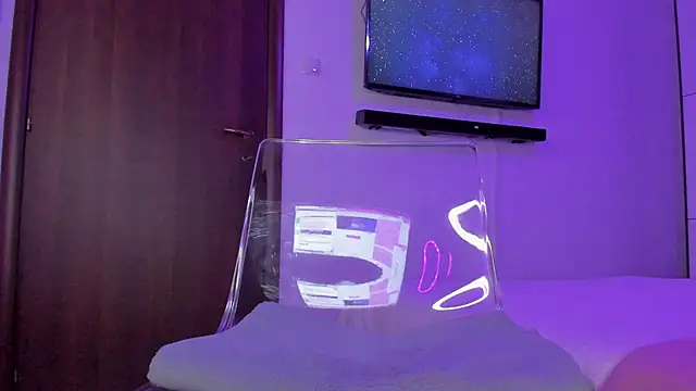 Snapshot of Bri4anna chatting on January 13, 2025, 10:03 am Bri4anna online show from January 13, 2025, 10:03 am