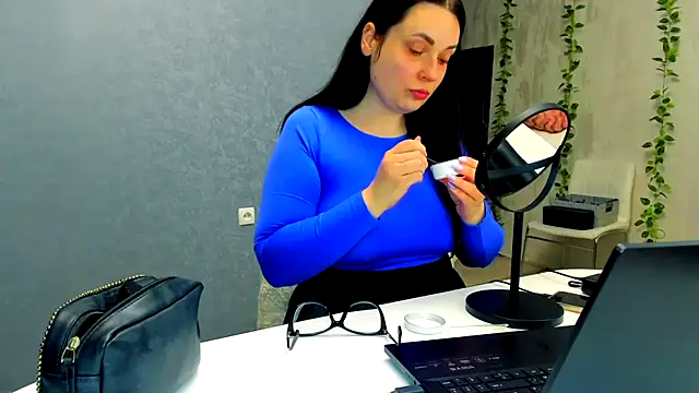 WorshipLilit online show from April 22, 2026, 8:54 pm