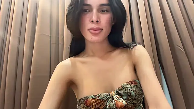 Snapshot of MISS-RUBY chatting on March 18, 2025, 4:37 pm MISS-RUBY online show from March 18, 2025, 4:37 pm