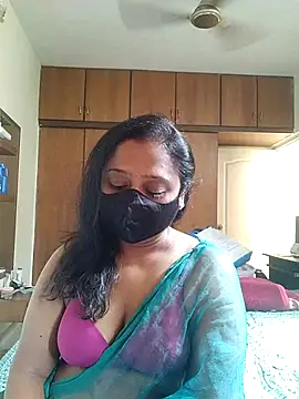 sexynayan23 online show from March 3, 2026, 5:02 am