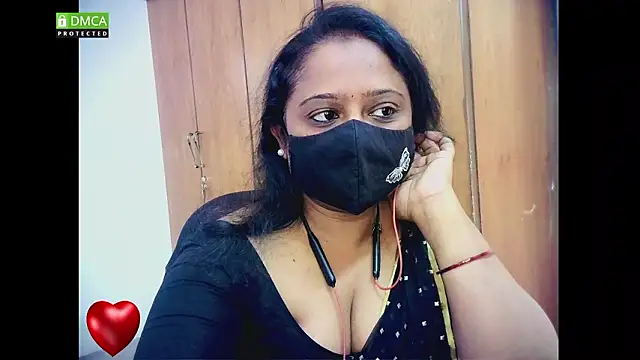 sexynayan23 online show from March 7, 2026, 5:15 am