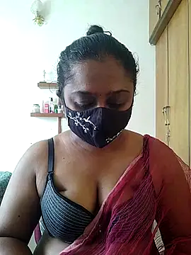sexynayan23 online show from July 20, 2026, 5:33 am