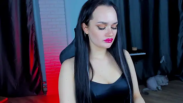 Snapshot of QueenAliss chatting on December 10, 2024, 3:12 pm QueenAliss online show from December 10, 2024, 3:12 pm