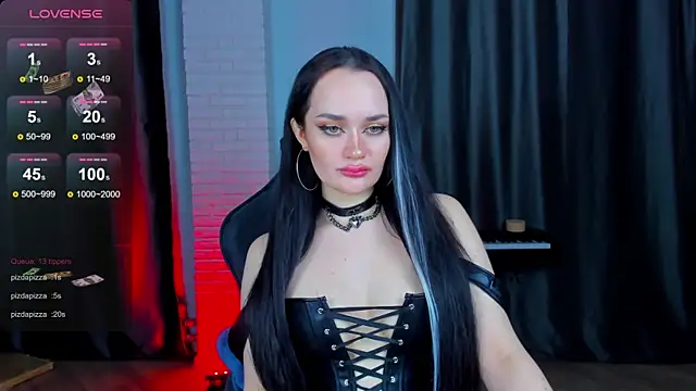 Snapshot of QueenAliss chatting on December 19, 2024, 7:18 am QueenAliss online show from December 19, 2024, 7:18 am