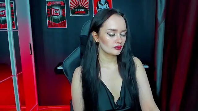 Snapshot of QueenAliss chatting on March 22, 2025, 2:37 am QueenAliss online show from March 22, 2025, 2:37 am