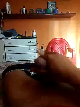 Emanuel45js online show from December 12, 2024, 7:04 pm