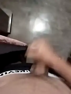 Emanuel45js online show from February 28, 2025, 2:09 am