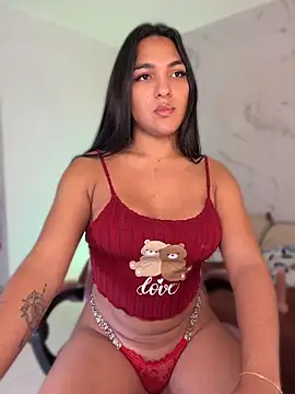 Snapshot of isabella1sexy chatting on May 24, 2026, 10:15 pm isabella1sexy online show from May 24, 2026, 10:15 pm