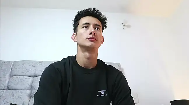 Snapshot of _Alexxx chatting on February 12, 2025, 12:05 am Alexxx online show from February 12, 2025, 12:05 am