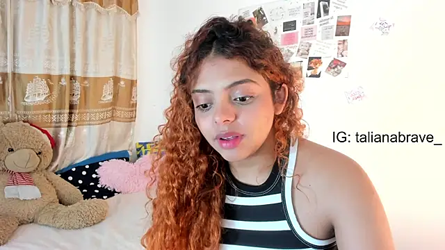 Snapshot of ValienteGirl_ chatting on February 4, 2025, 7:40 am ValienteGirl online show from February 4, 2025, 7:40 am