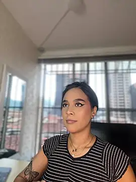 Snapshot of Little_Amber6 chatting on January 11, 2025, 8:21 pm Little Amber6 online show from January 11, 2025, 8:21 pm