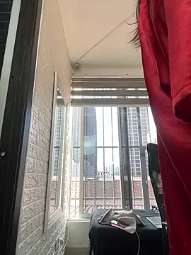 Snapshot of Little_Amber6 chatting on February 2, 2025, 9:02 pm Little Amber6 online show from February 2, 2025, 9:02 pm