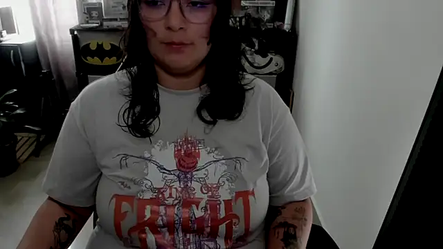 aika-dreams online show from April 16, 2026, 2:40 pm