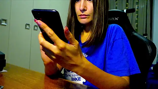 GodlyTheia online show from September 24, 2025, 8:01 pm