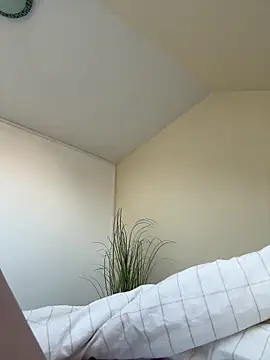 CutieEmy online show from February 16, 2025, 11:38 am