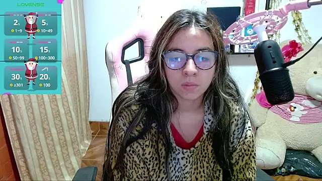 Maggie Fox3 online show from December 31, 2024, 12:11 am