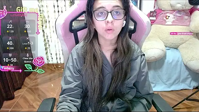 Maggie Fox3 online show from October 10, 2025, 11:48 pm