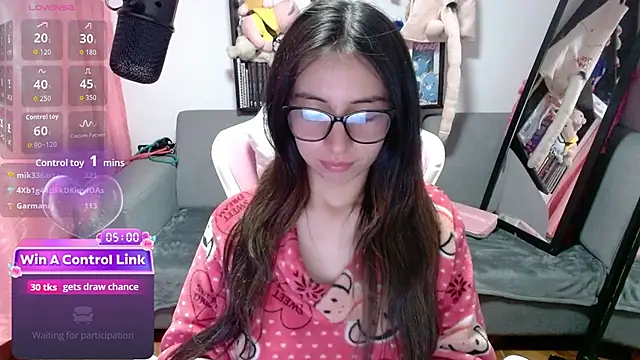 Maggie Fox3 online show from March 27, 2026, 8:26 am