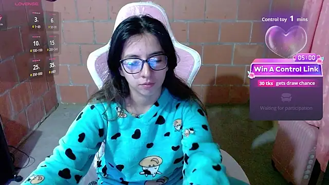 Snapshot of Maggie_Fox3 chatting on May 17, 2026, 3:48 am Maggie Fox3 online show from May 17, 2026, 3:48 am