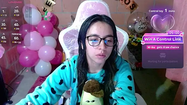 Snapshot of Maggie_Fox3 chatting on June 3, 2026, 1:41 am Maggie Fox3 online show from June 3, 2026, 1:41 am