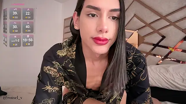 Snapshot of aaronKeller chatting on November 5, 2025, 7:47 pm aaronKeller online show from November 5, 2025, 7:47 pm