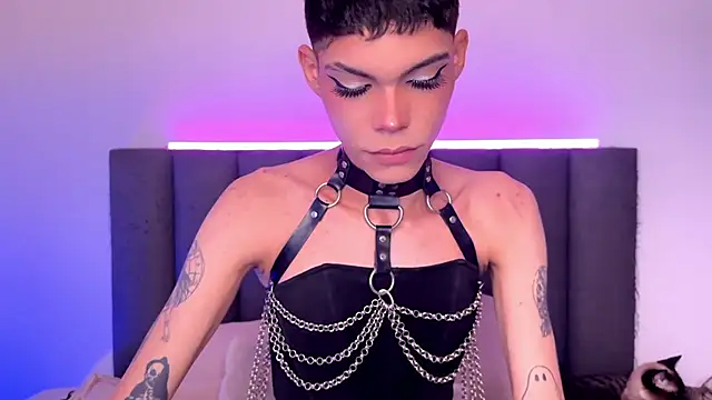 Snapshot of Varya_Ferreira chatting on September 13, 2025, 11:59 pm Varya Ferreira online show from September 13, 2025, 11:59 pm