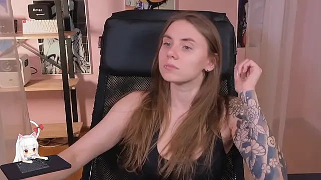  AnnaStark  online show from September 26, 2025, 8:35 pm