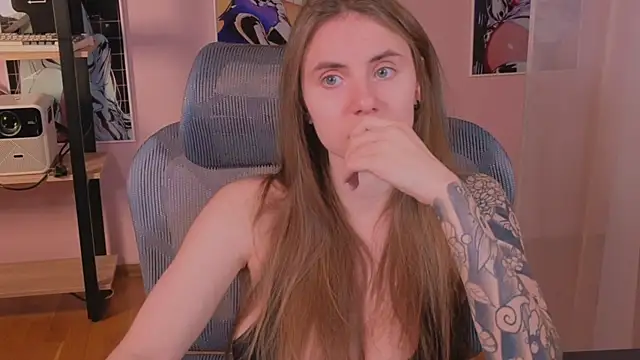  AnnaStark  online show from November 14, 2025, 8:51 pm