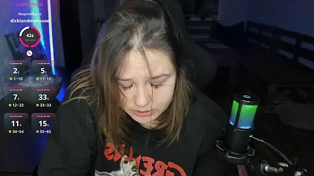 XNirvanaX online show from September 13, 2025, 3:39 am