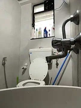 Snapshot of the_indian_dick_u_want chatting on October 27, 2025, 1:31 am the indian dick u want online show from October 27, 2025, 1:31 am