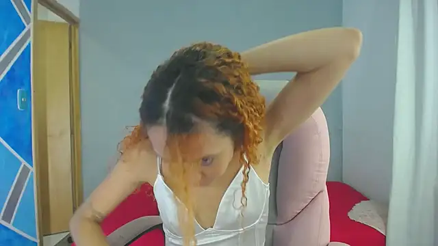 SexyLeilaa online show from January 5, 2025, 2:38 am