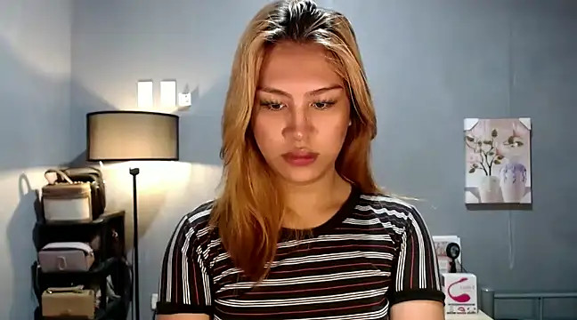 Snapshot of luxxy_grand chatting on January 10, 2025, 12:27 am luxxy grand online show from January 10, 2025, 12:27 am