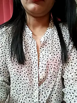 Snapshot of Beautiful_xxo chatting on December 19, 2024, 5:18 pm Beautiful xxo online show from December 19, 2024, 5:18 pm