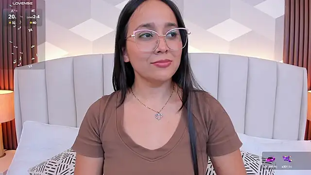 Sammy Fit  online show from March 11, 2025, 3:56 pm