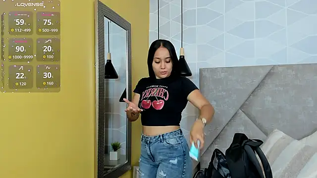 Sammy Fit  online show from March 10, 2026, 12:10 pm