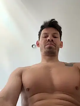 Debora Leonidas online show from April 12, 2026, 5:29 pm