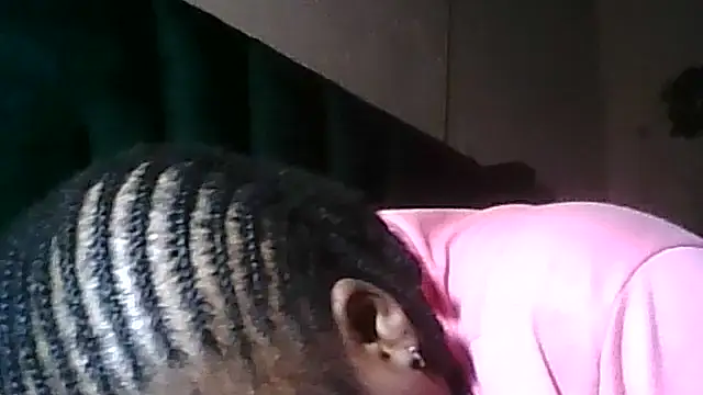 Snapshot of African_slut_goddess chatting on January 14, 2026, 10:25 pm African slut goddess online show from January 14, 2026, 10:25 pm