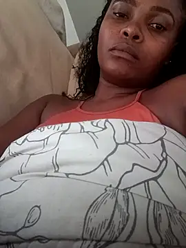 Snapshot of SweetAppleCandyxx chatting on March 2, 2025, 3:59 pm SweetAppleCandyxx online show from March 2, 2025, 3:59 pm