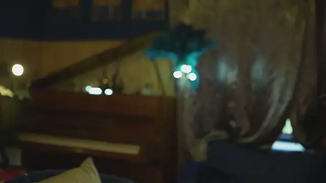 VanessaDoyle online show from April 17, 2026, 6:27 am