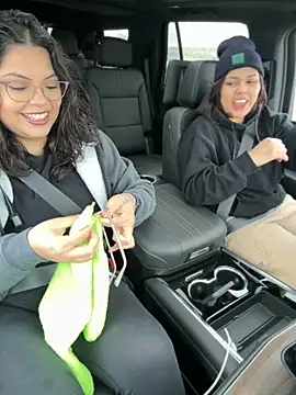 drizzypeach602 online show from November 30, 2025, 9:41 pm