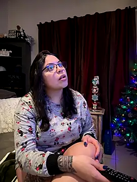 drizzypeach602 online show from December 14, 2025, 3:56 am