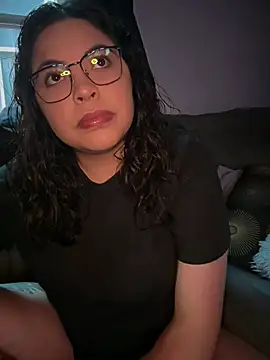 drizzypeach602 online show from April 22, 2026, 11:17 pm