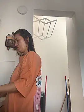 Snapshot of Verito_hot chatting on March 1, 2026, 2:19 pm Verito hot online show from March 1, 2026, 2:19 pm