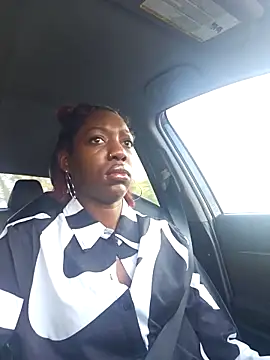 oliviaprettypussy online show from March 31, 2026, 12:05 pm